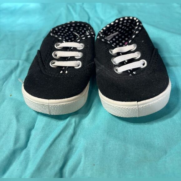 Garanimals Black Canvas Slip Ons EPC Size 2 Excellent Preloved Condition - Picture 1 of 7
